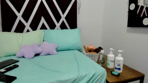 Cataleya online show from 05-19-26, 02:29