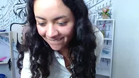 Snapshot of cataleya_russors chatting on 11-30-25, 12:58 cataleya_russors online show from 11-30-25, 12:58