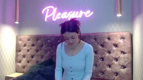 cataleyadamourx online show from 01-08-26, 11:34