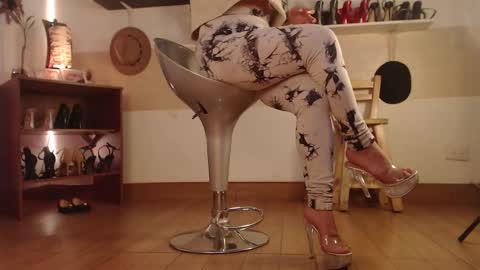 Catalina bruce2 online show from 10-08-25, 01:14