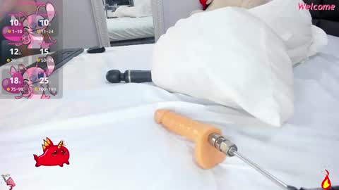 Snapshot of catalina_jonex chatting on 10-04-25, 11:25 catalina_jonex online show from 10-04-25, 11:25