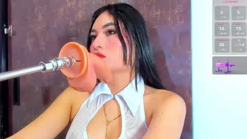 Snapshot of catalina_whore chatting on 11-09-25, 08:07 Catalina online show from 11-09-25, 08:07