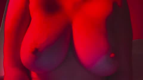 Snapshot of catgreen4200 chatting on 04-13-26, 07:47 catgreen4200 online show from 04-13-26, 07:47