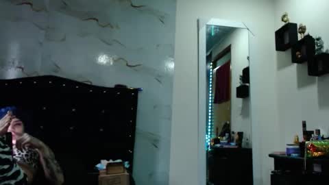 Snapshot of cathablake chatting on 02-06-26, 09:29 cathablake online show from 02-06-26, 09:29