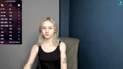 Snapshot of cathell chatting on 11-13-25, 10:25 Sam online show from 11-13-25, 10:25