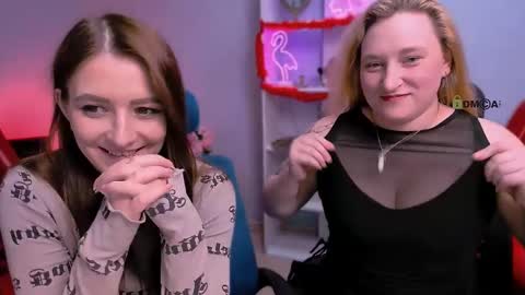 Snapshot of catherine_kitty chatting on 02-23-25, 04:13 Catherine online show from 02-23-25, 04:13