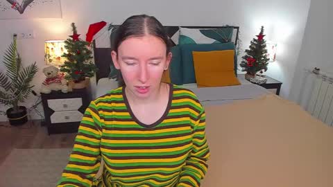 Catrin online show from 01-14-25, 01:58