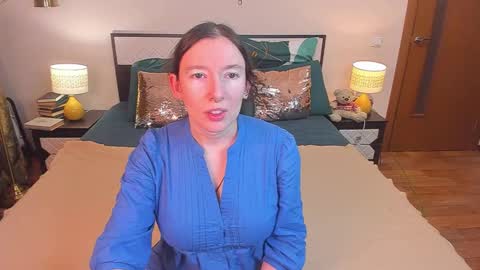 Catrin online show from 01-19-26, 02:04