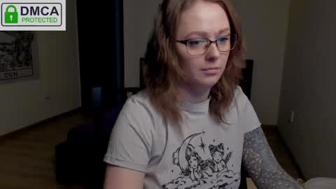 Snapshot of cathy_cass chatting on 02-19-25, 05:49 cathy cass online show from 02-19-25, 05:49