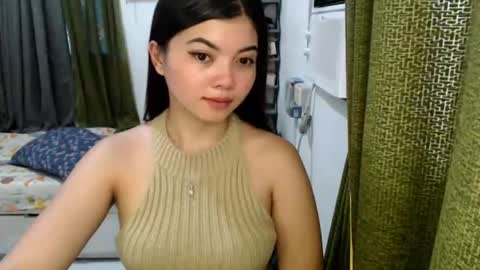 Snapshot of cathy_lyn chatting on 07-16-26, 11:00 cathy_lyn online show from 07-16-26, 11:00