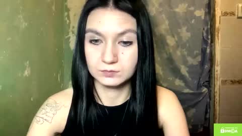 Lola online show from 12-14-25, 09:19