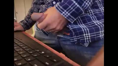 catmandoo21001 online show from 01-31-25, 07:18