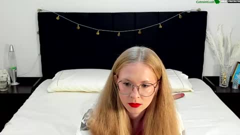 Snapshot of catmintlush chatting on 06-24-26, 11:37 CatmintLush online show from 06-24-26, 11:37