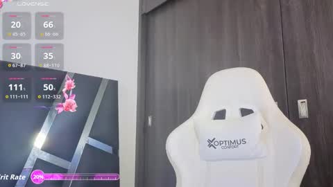 Snapshot of catrina_rich chatting on 11-03-25, 09:59 catrina online show from 11-03-25, 09:59