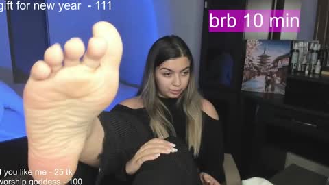 Snapshot of catrinaeuphorina chatting on 01-05-25, 09:05 Catrina or just Cat online show from 01-05-25, 09:05