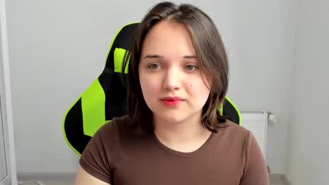 Catrine online show from 03-27-26, 10:26