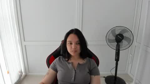 Catrine online show from 06-14-26, 06:48
