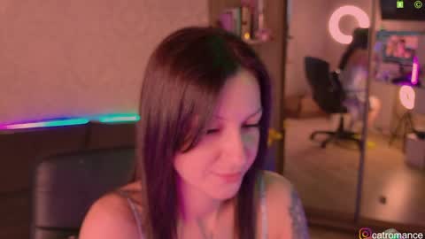 Snapshot of catromance chatting on 05-17-26, 05:31 Katerina online show from 05-17-26, 05:31