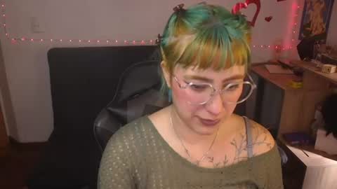 Snapshot of catsito chatting on 07-10-26, 07:05 im MIA -Independent Model MY OF is catsito3 online show from 07-10-26, 07:05