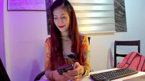 Snapshot of catt_evans1 chatting on 02-15-25, 12:48 CATT EVANS online show from 02-15-25, 12:48