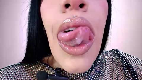 Cattleya online show from 02-25-26, 03:16