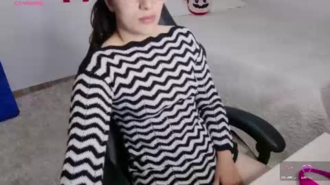 Cattleya online show from 06-20-26, 04:21