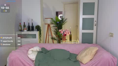 caty_cuddly online show from 01-17-25, 09:06