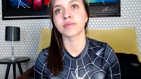 Snapshot of cayetana_01 chatting on 06-08-26, 01:28 cayetana online show from 06-08-26, 01:28