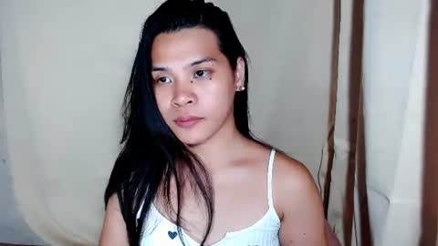 Snapshot of caylineaddison chatting on 06-24-26, 02:43 The Queen Named ADDISON online show from 06-24-26, 02:43