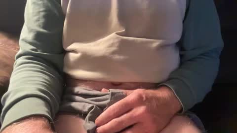 Snapshot of cbjohnjohn chatting on 11-22-25, 07:07 John online show from 11-22-25, 07:07