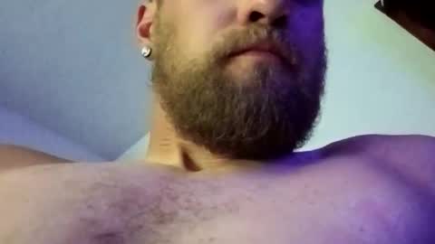 TheLegend online show from 05-18-26, 04:07