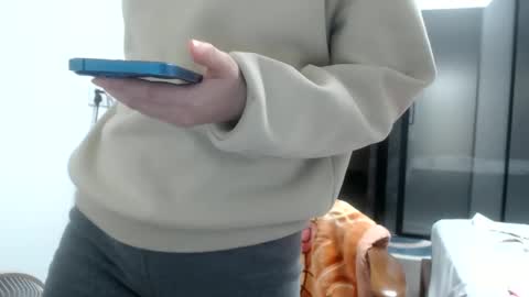 Snapshot of cbz112233 chatting on 02-23-25, 02:14 ANNYANNY online show from 02-23-25, 02:14