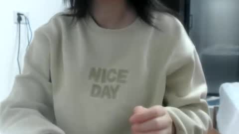 Snapshot of cbz112233 chatting on 02-28-25, 04:42 ANNYANNY online show from 02-28-25, 04:42