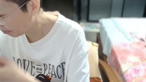 Snapshot of cbz112233 chatting on 09-20-25, 03:57 ANNYANNY online show from 09-20-25, 03:57