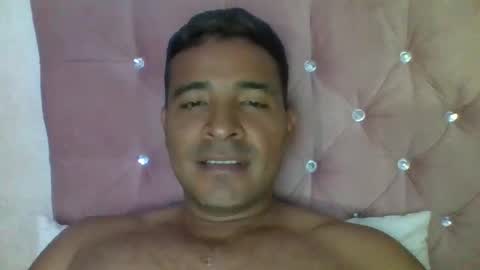 Snapshot of ccamilo_ chatting on 04-30-26, 02:56 camilo online show from 04-30-26, 02:56