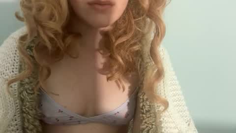 Snapshot of cclavender chatting on 02-22-26, 09:57 Claire online show from 02-22-26, 09:57