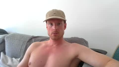 Snapshot of ccloser87 chatting on 07-12-26, 01:24 ccloser87 online show from 07-12-26, 01:24