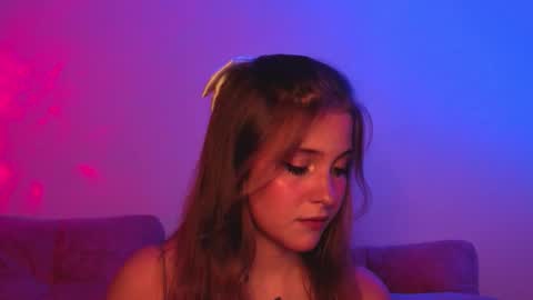 Lina  online show from 10-05-25, 07:12