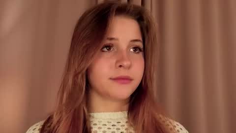 Lina  online show from 12-05-25, 08:27