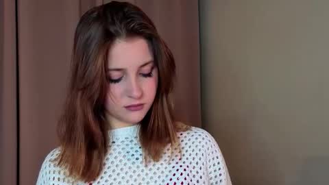 Lina  online show from 02-14-26, 07:10