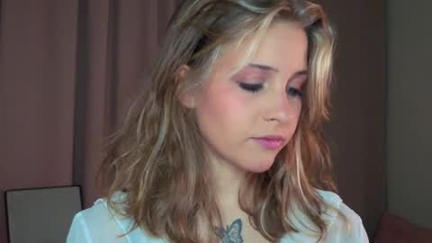 Lina  online show from 04-07-26, 07:03