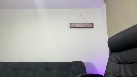 ceci1218 online show from 03-24-26, 08:03