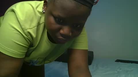 Snapshot of ceepretty25 chatting on 07-05-26, 04:19 ceepretty25 online show from 07-05-26, 04:19