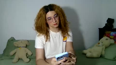 Snapshot of celessteseductora chatting on 05-18-26, 07:41 celessteseductora online show from 05-18-26, 07:41