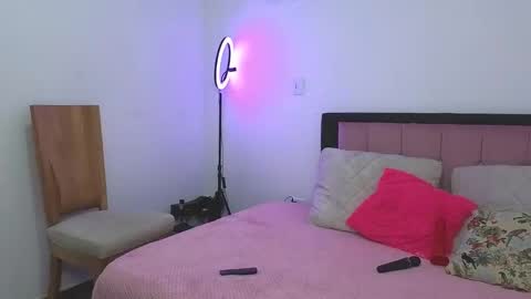 Snapshot of celeste_1star chatting on 02-25-25, 11:11 celeste_1star online show from 02-25-25, 11:11