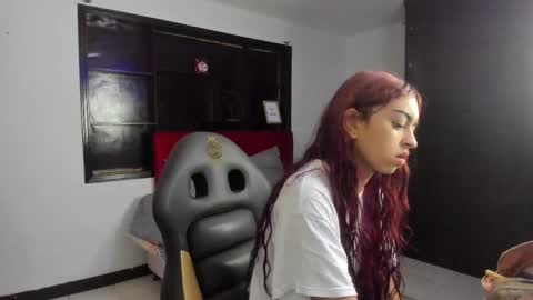 celeste_fioree online show from 11-30-25, 12:53