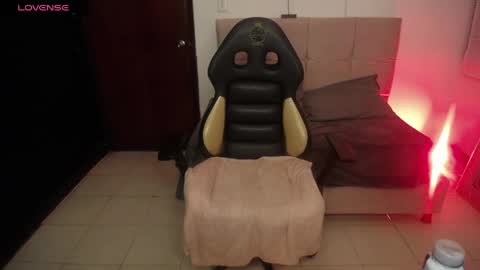 Snapshot of celeste_fioree chatting on 05-30-26, 04:15 celeste_fioree online show from 05-30-26, 04:15