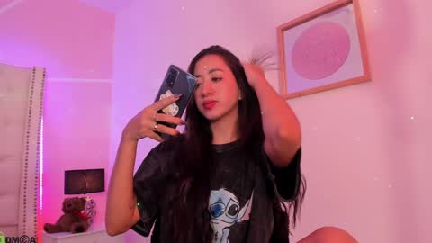 Snapshot of celeste_wayne chatting on 01-28-25, 08:47 Celeste Wayne online show from 01-28-25, 08:47