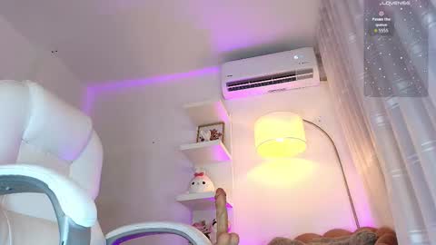 Snapshot of celestecute_ chatting on 03-30-26, 12:00 Celeste INSTAGRAM Celestecute 01 online show from 03-30-26, 12:00