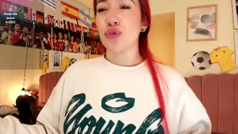 Snapshot of celestee15_ chatting on 06-24-26, 11:31 Celeste online show from 06-24-26, 11:31